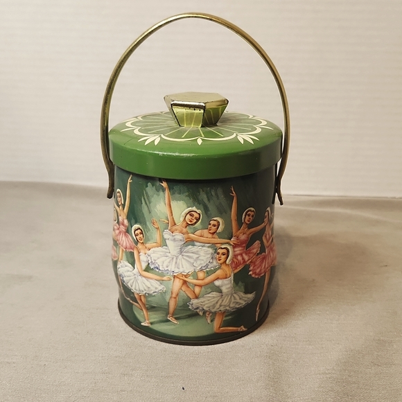 Murray-Allen Other - Vintage Murray-Allen "Ballerina" Lidded with handle Tin Can/Box. Made in England
